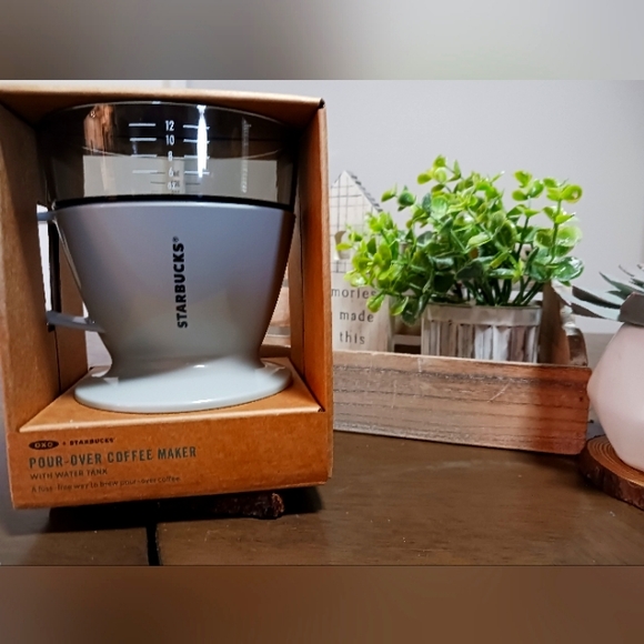Starbucks pour over coffee maker -oxo - Picture 1 of 3